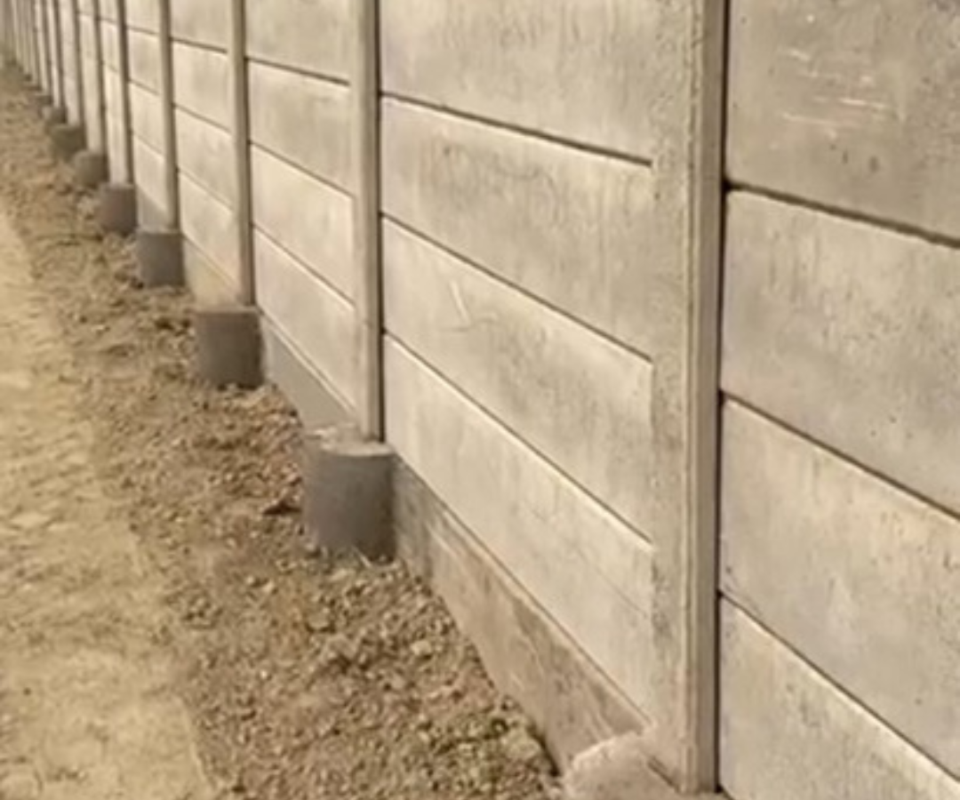 Plane Boundary wall Manufacturer and Supplier in India